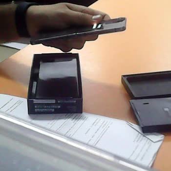 Samsung Refused to Address Green Line Issue on My Galaxy Z Flip 5