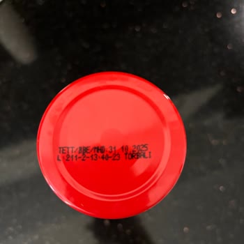 Tukaş Domates Püresinden Siyah Bir Madde Çıktı!