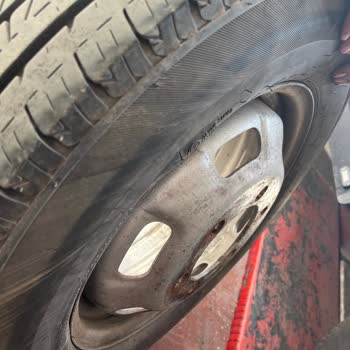 Lassa Pişmanlıktır. Pahalı Diye İyi Marka Olduğunu Düşünmüyorum Artık