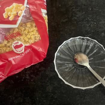 Filiz Makarna Makarnada Kurt Çıkması Ve Sağlık Tehlikesi