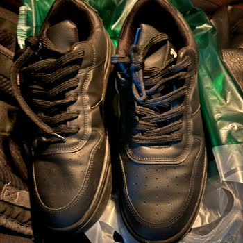 Deichmann Mağazandan Aldığım Fila Ayakkabı Yanları Açıldı İade Almıyor