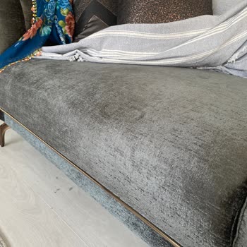 Bellona Koltuk Çökük Geldi Buhar Makinesiyle Düzeltmeye Çalıştılar Yaktılar