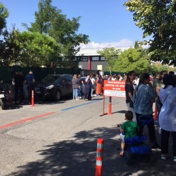 Milli Eğitim Bakanlığı Okul Önünde Tehlike Saçan Motorsiklet Eğitim Alanı