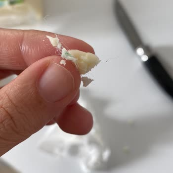 Halisköy Taze Kaşar Peynir İçinden Yabancı Cisim Çıktı