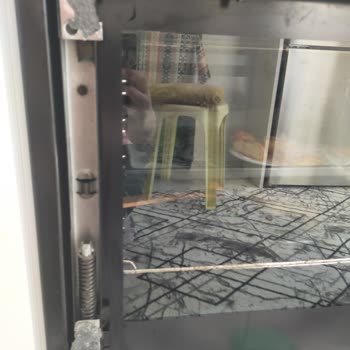 Vidrio Roto del Horno Bosch y Servicio al Cliente Inadecuado