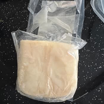 Varlar Süt Ürünleri Kaşar Peyniri Kalitesiz Ve Kötü Kokulu!