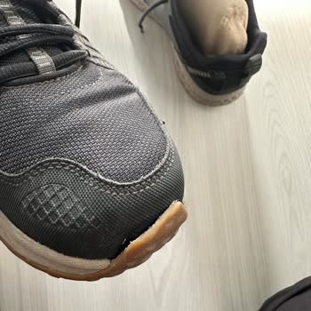 Skechers Zapatillas Deformadas, Baja Calidad