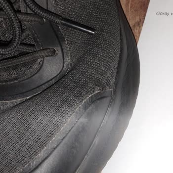 Mis Skechers se deshacen después de 4 meses