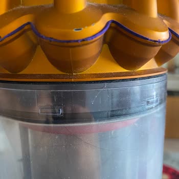 Dyson Hasn't Sent Replacement for My Broken V15 Vacuum Body After 6 Months