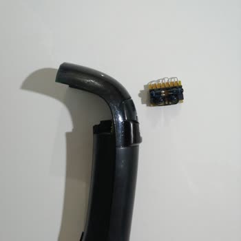 Philips xb9145/07: Problema con el Control de Potencia del Aspirador