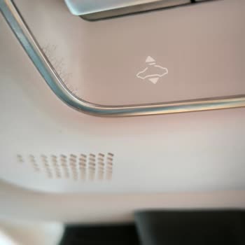 Chery Plastik Parça Soyulması