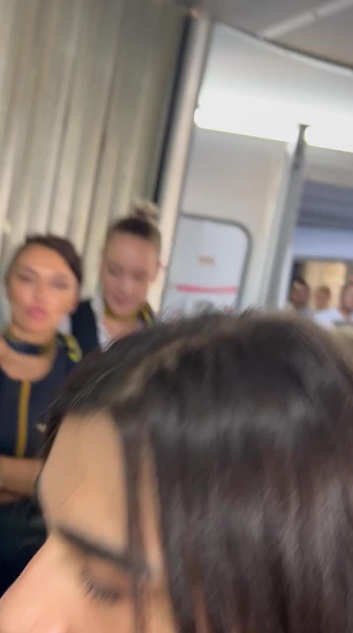 Pegasus Airline PC2281: Retraso de 8 horas sin disculpas Portada de vídeo