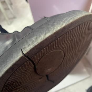 Mis zapatos Zara se deshacen después de tres usos