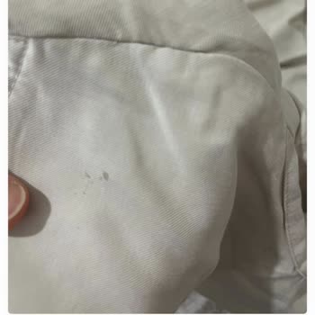 Mango Trench Coat con Defecto: Problemas con la Calidad