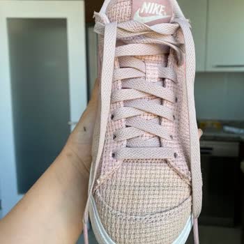 Nike: Mis zapatos se descoloraron con su método de limpieza