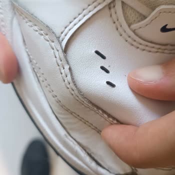 Nike Zapatos de Mala Calidad, No Duran Más de 3 Meses