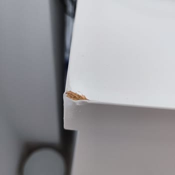 Mesas rotas de IKEA en un año