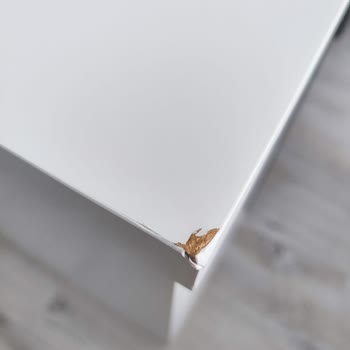 Mesas rotas de IKEA en un año