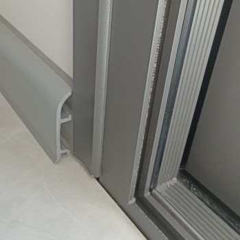 Kermit Süpürgelik Almak Büyük Hata!