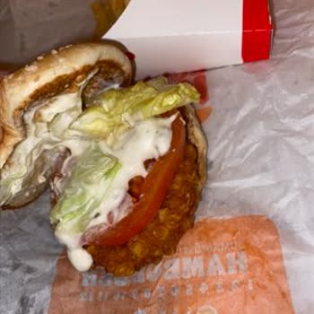 Burger King: Hamburguesa mordida en mi pedido de Crispy Chicken