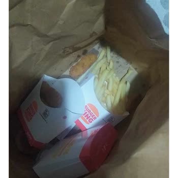 Burger King: Pedido Incompleto Dejó a Mi Hijo Enfermo Sin Comer