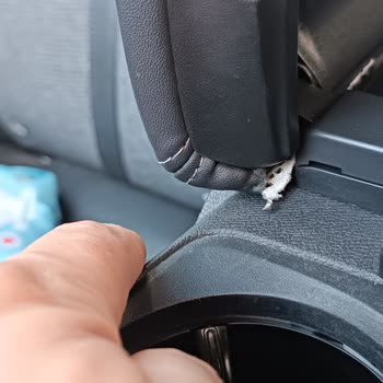 Deformación en el asiento del conductor del Peugeot 3008 2020