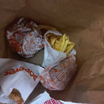 Popeyes Menüm Eksik Geldi, Bir Daha Sipariş Vermeyeceğim!