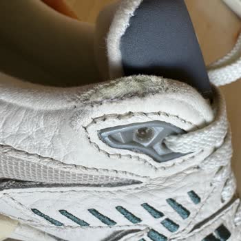 New Balance 9060 Shoes Damaged After 3 Wears