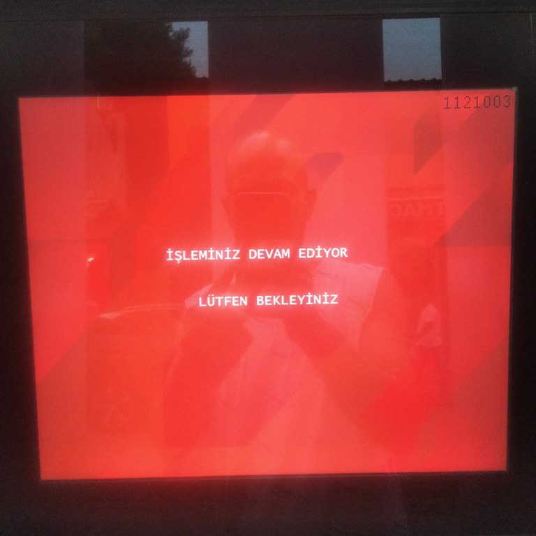 Ziraat Bankası ATM'de Yutulan Para Ve İlgisiz Hizmet
