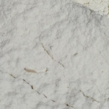 Baylan Toptan Market Ürünlerin İçinden Yabancı Cisimler Çıkıyor!