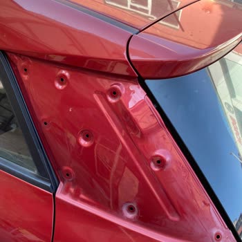 Hyundai i20 2015: El costo del embellecedor trasero izquierdo es excesivo