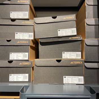 Ankara Optimum AVM Adidas Fiyat Etiket Yanlışlığı