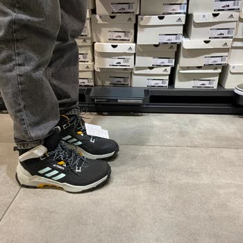 Ankara Optimum AVM Adidas Fiyat Etiket Yanlışlığı