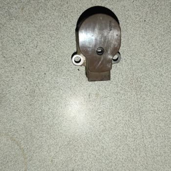 Toyota Auris 2011: Problemas con el alternador y mala atención al cliente