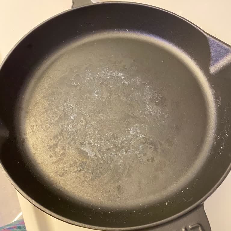 Lava Döküm Tava İlk Kullanımdaki Şikayetimiz Hk