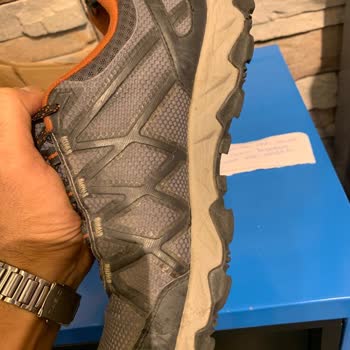 Zapatos de Trekking Columbia Deformados e Ingresados de Agua en Solo 7 Meses