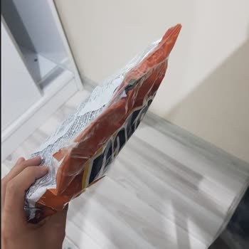 BİM'in Açılmış Ve Bantlanmış Cipsi Satması