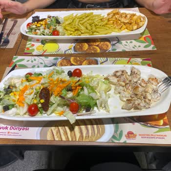 Tavuk Dünyasının Salatasından Çıkan Kurt