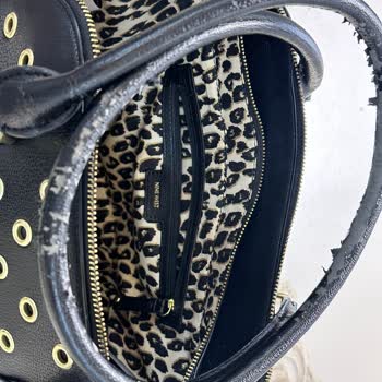 Nine West - Problemas con el bolso y los zapatos