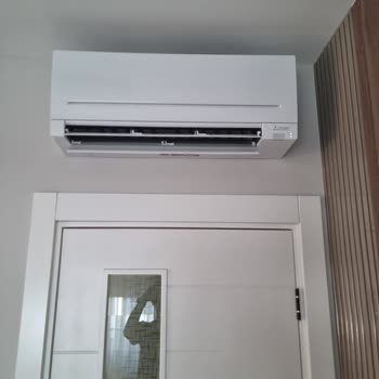 Problemas de enfriamiento con el aire acondicionado Mitsubishi y servicio negligente