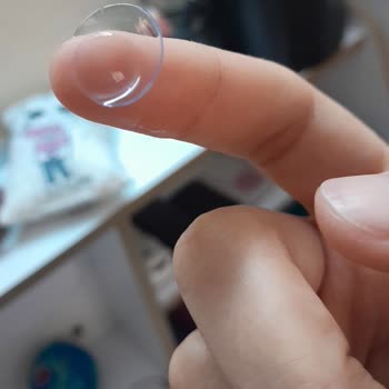 Defectos en lentes de contacto Acuvue causaron dolor y pérdida de dinero