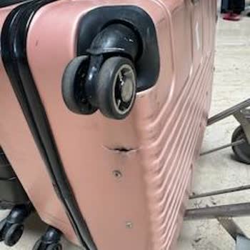 Aeroflot dañó mi maleta en el aeropuerto y no brindó asistencia