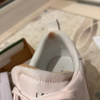 Lacoste Ayakkabıda Yaşanan Rahatsızlık Ve İade Sorunu