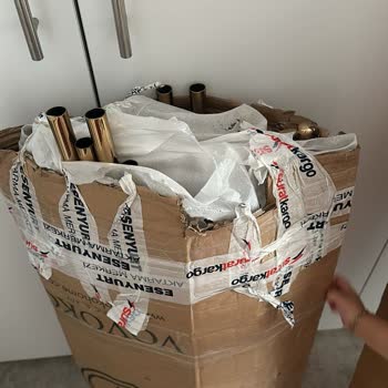 Sürat Kargo Parçalanmış Paket Kötü Teslimat