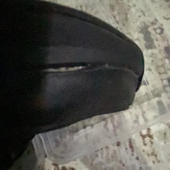 Nike Defyallday Shoes Falling Apart, Store Claims No Issue