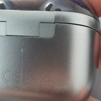 Samsung Galaxy Buds 3 Çizik Sorunu