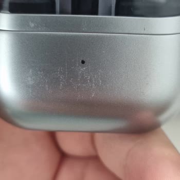 Samsung Galaxy Buds 3 Çizik Sorunu