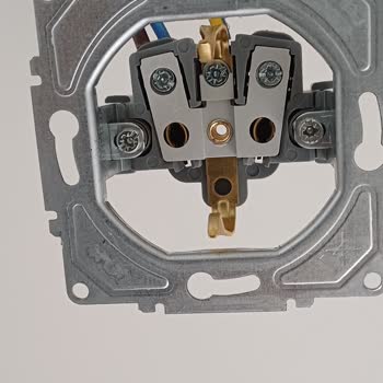 Günsan Priz Ve Anahtarlar Özellikle