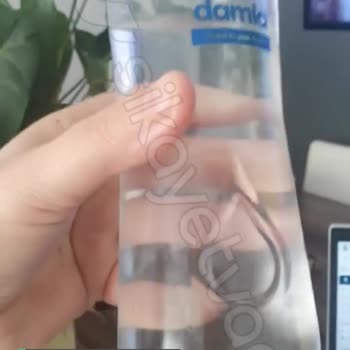 Damla Su İçinde Yüzen Bir Madde!