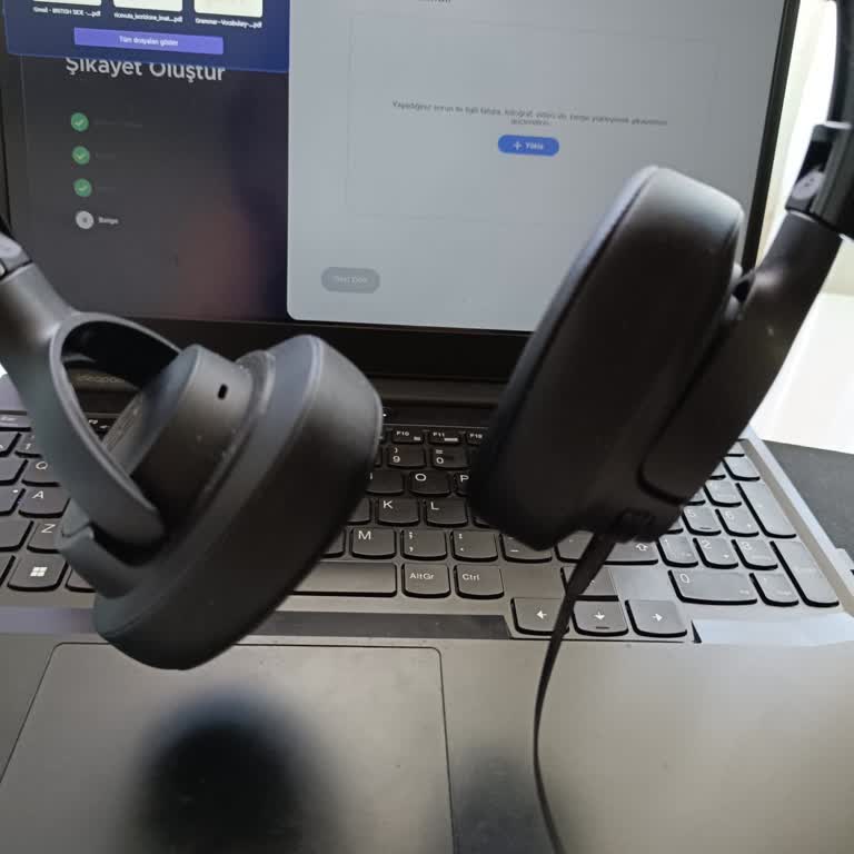 JBL 720BT Kulaklık Sarkma Sorunu